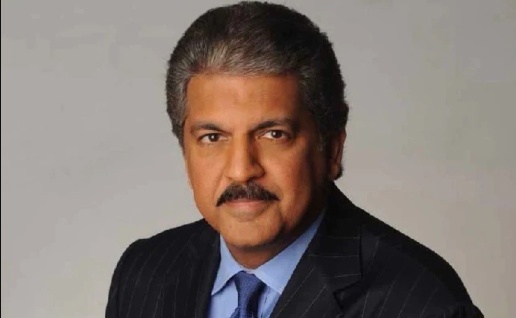 Couple quit corporate jobs to become dancers, Anand Mahindra reacts!!