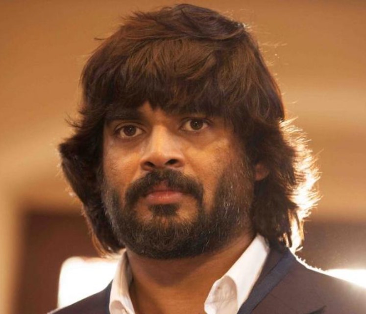 Female fan tried to troll Madhavan but the actor graciously gave it back!