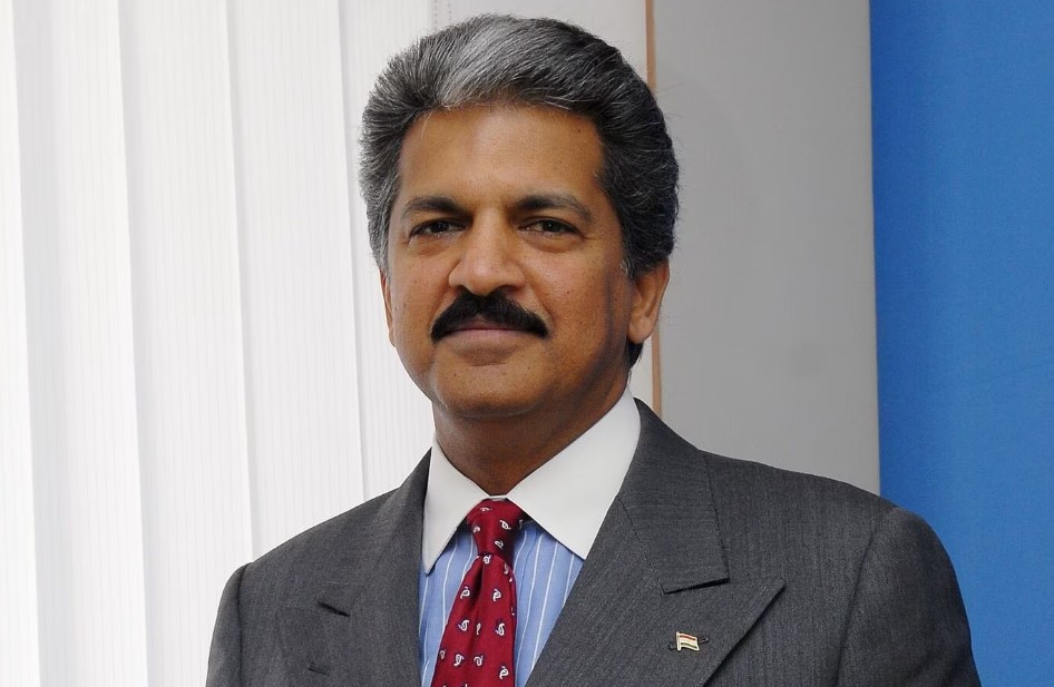 User asks Anand Mahindra, "Sir, What's your Age?", gets a cheeky response!