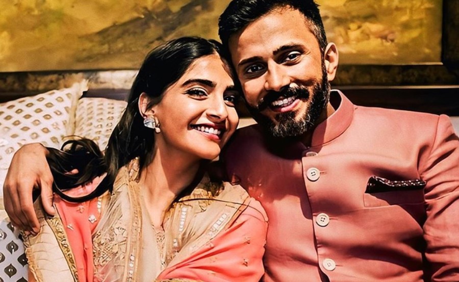 Lady insults Anand Ahuja online, Sonam Kapoor comes to the rescue