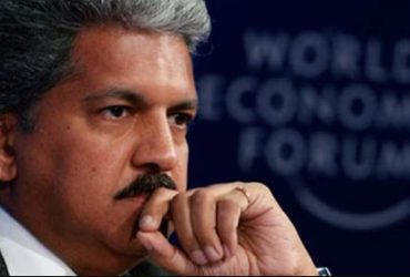 Anand Mahindra shares an interesting road design that handles traffic without traffic signals, read details