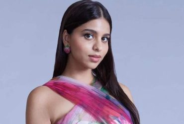 Woman approaches Suhana Khan and then asks for money, SRK's daughter wins hearts with her gesture