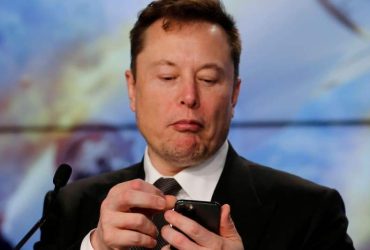 Woman thanks Elon Musk for following her; Tesla CEO pings her!