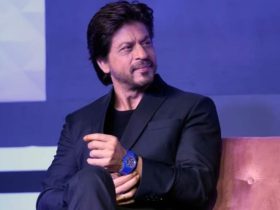 Fan asks SRK, "What do you think about my bike? Is it cool?" Here's what the actor responded