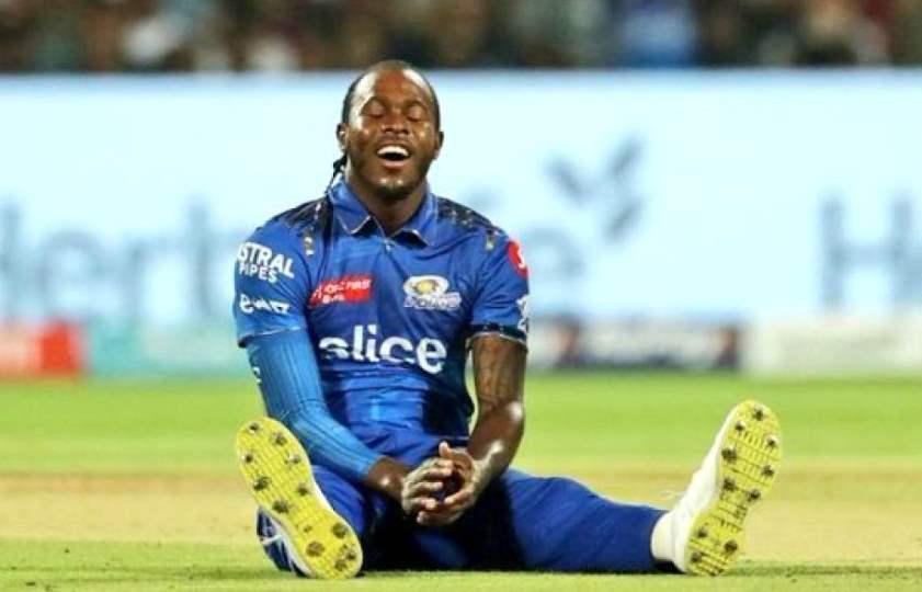 Hater teases Jofra Archer by indirectly calling him a "Dog", the pacer gives a lit reply