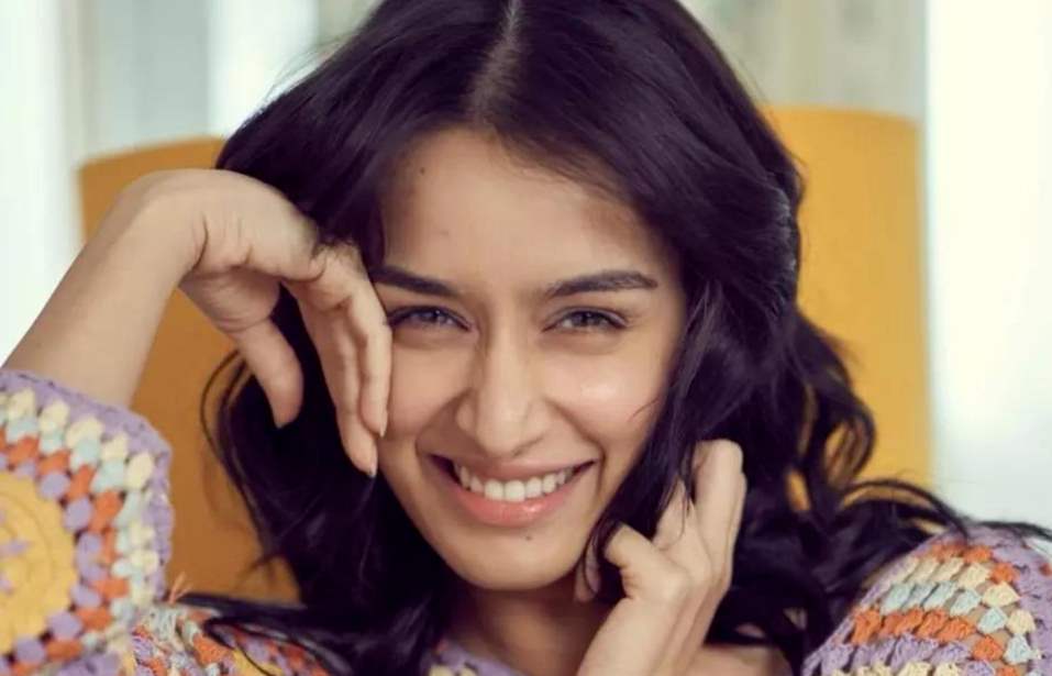 Shraddha Kapoor gives a hilarious reply to fans who asked her for her Aadhaar card pic