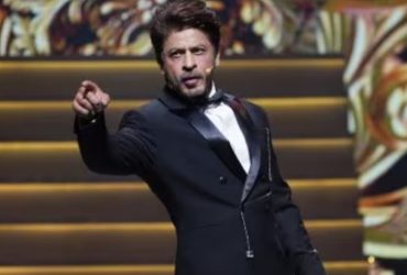 Fan asks refund after watching 2 Shah Rukh Khan's films, this is how the actor replied