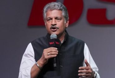 Anand Mahindra gives a 'Perfect Reply' to Criticism of his company's vehicles on social media