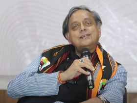 Shashi Tharoor gives top-notch reply to a fan's question about his intelligence, catch details